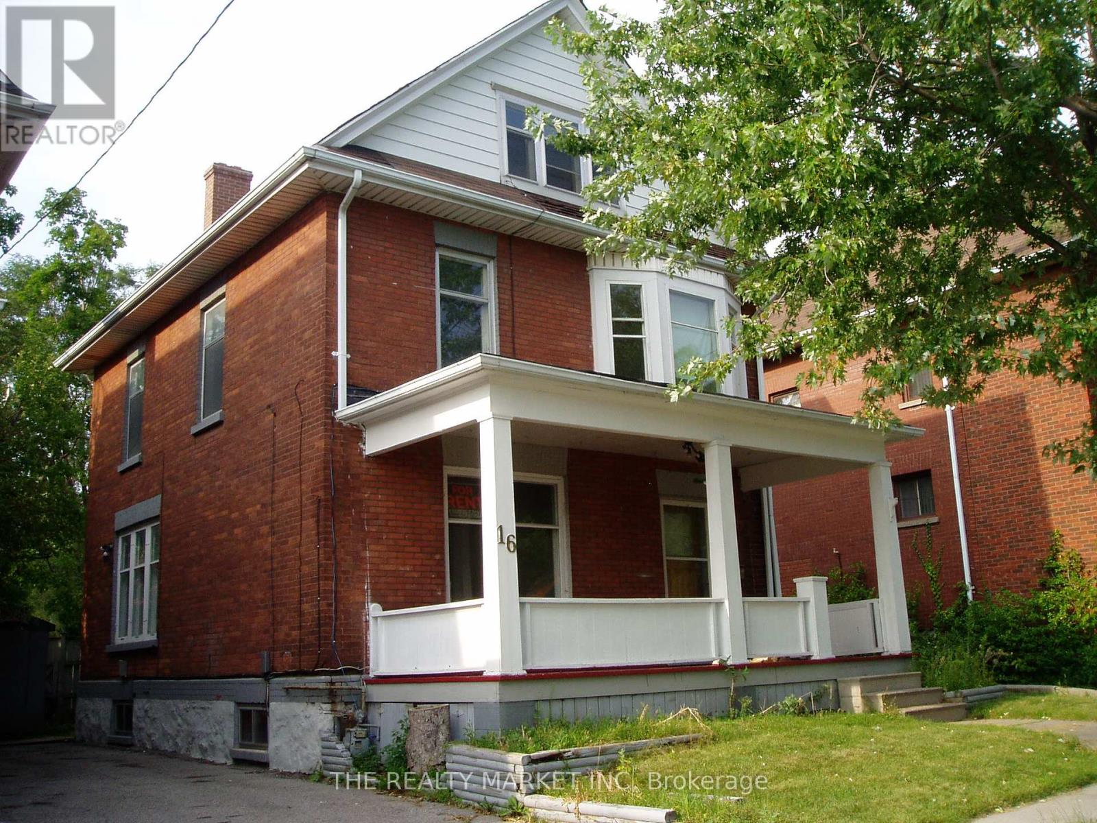 MAIN - 16 ELGIN STREET E, Oshawa, Ontario