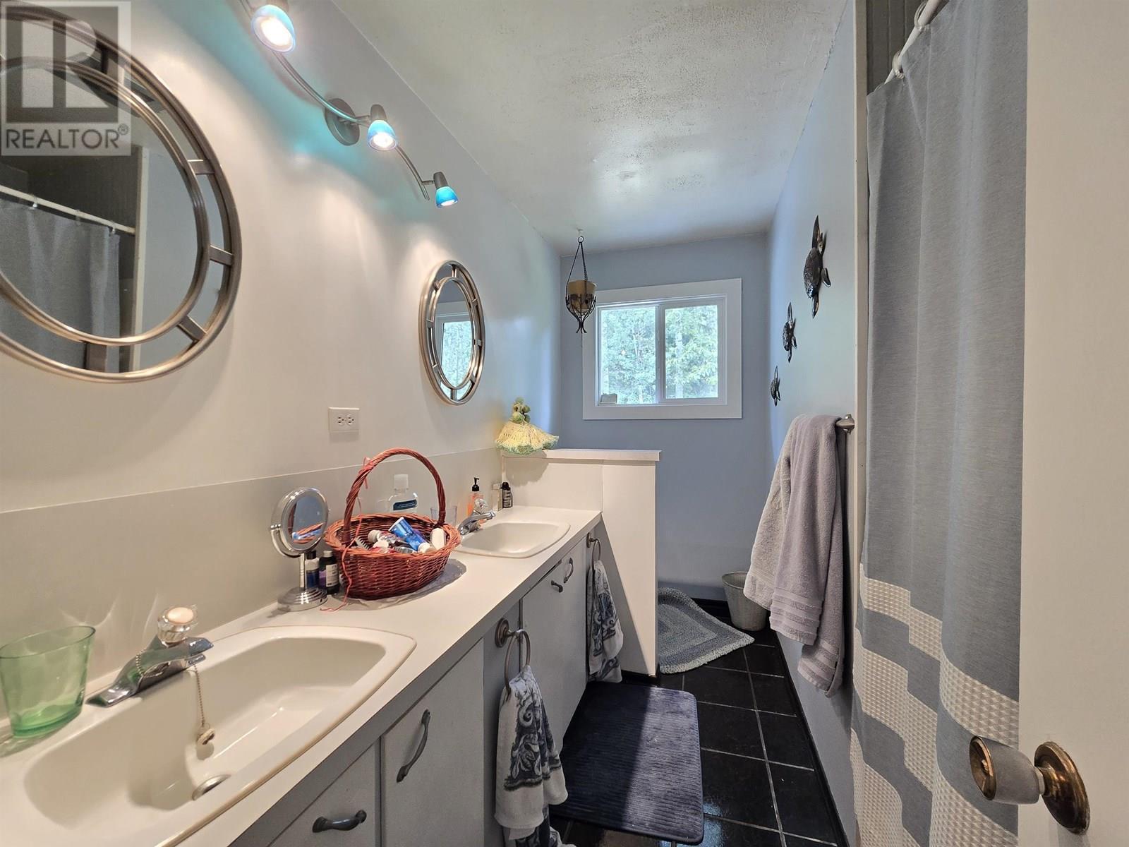 1350 Dyke Road, Mcbride, British Columbia  V0J 2E0 - Photo 11 - R3024640