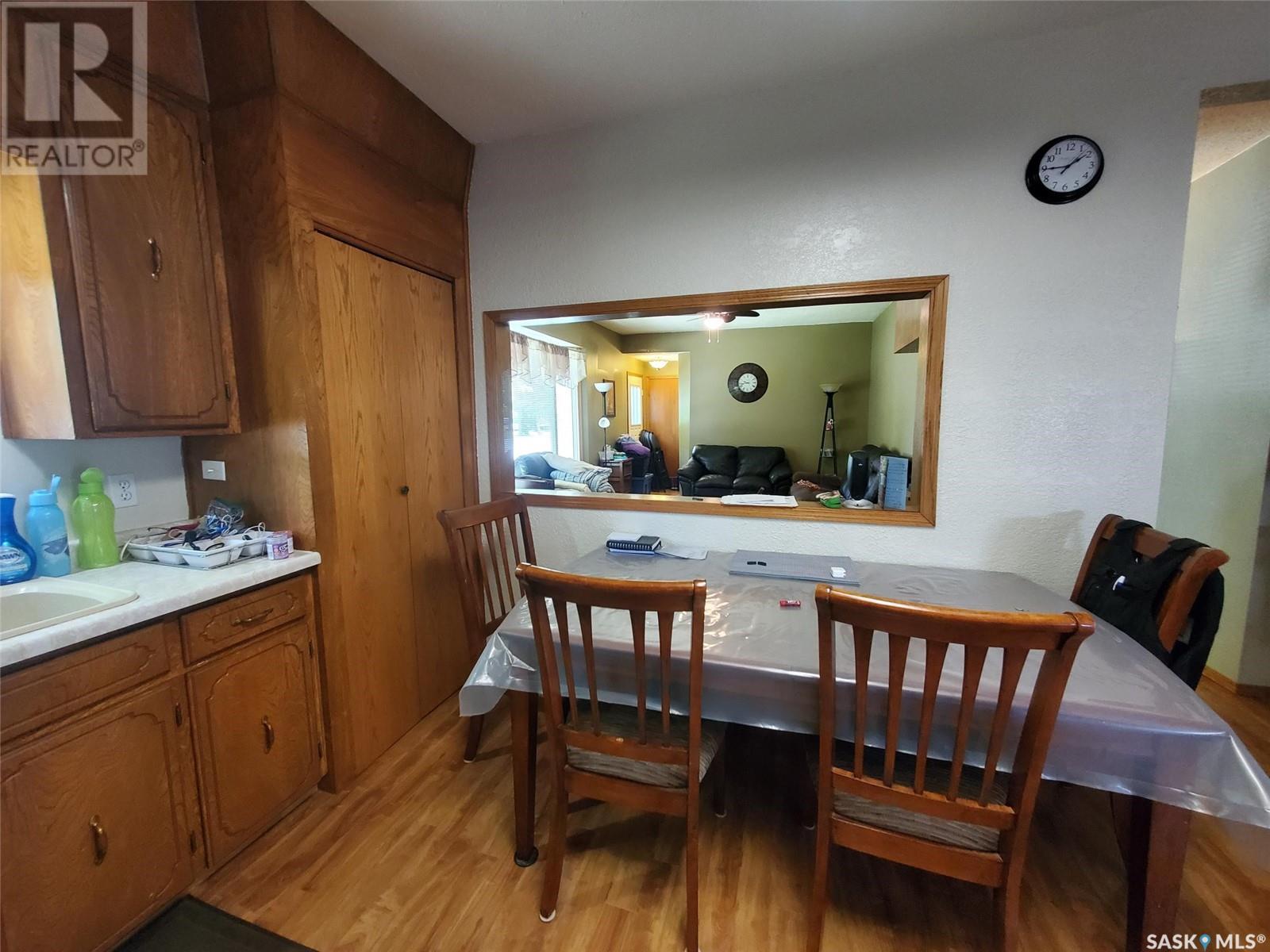 902 Francis Street, Grenfell, Saskatchewan  S0G 2B0 - Photo 14 - SK012029