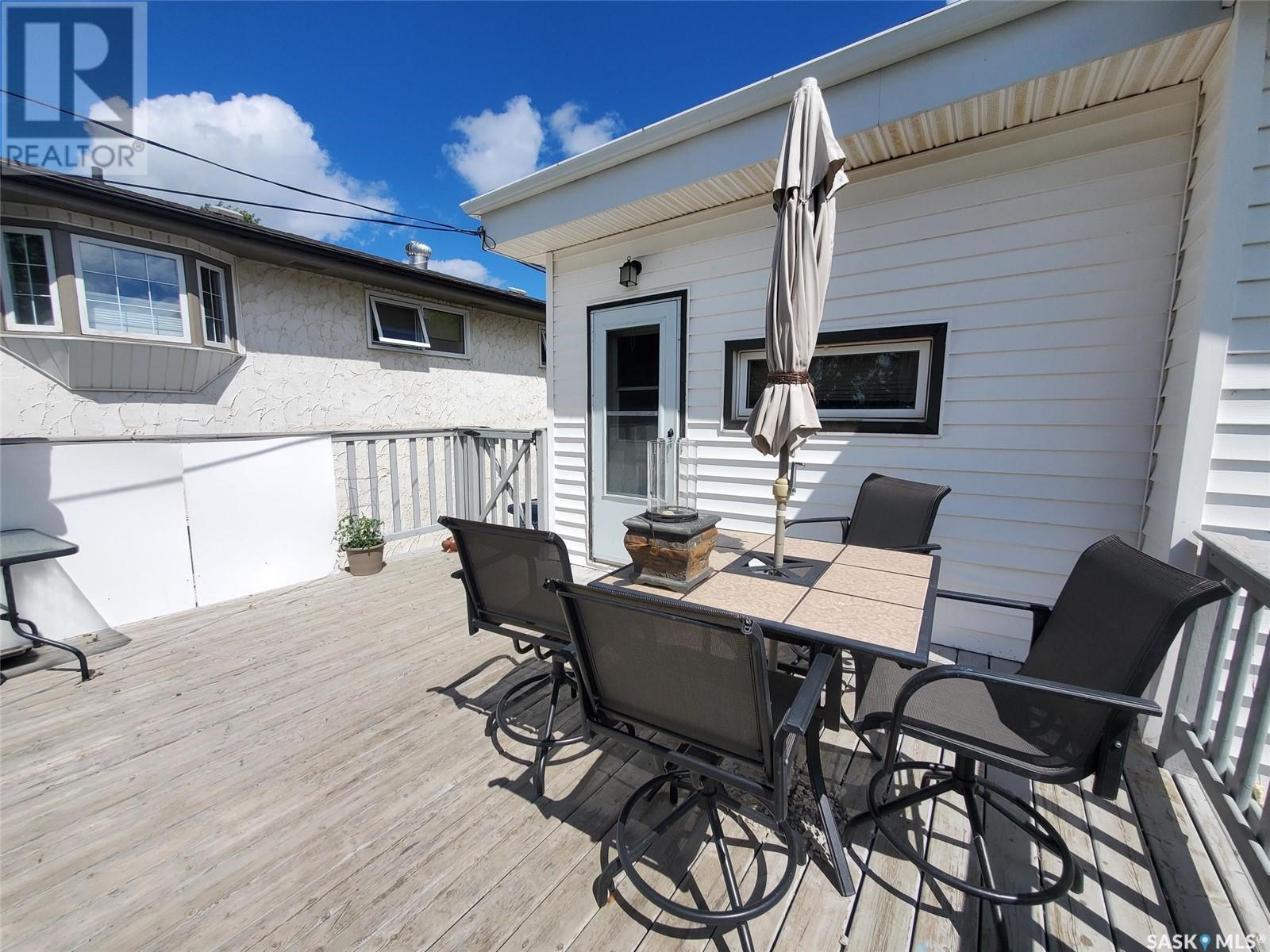 902 Francis Street, Grenfell, Saskatchewan  S0G 2B0 - Photo 5 - SK012029