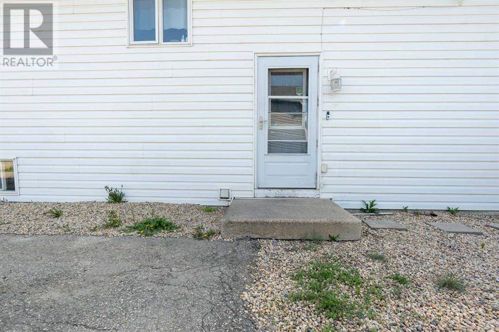 Property at 9241 94 Avenue image 5