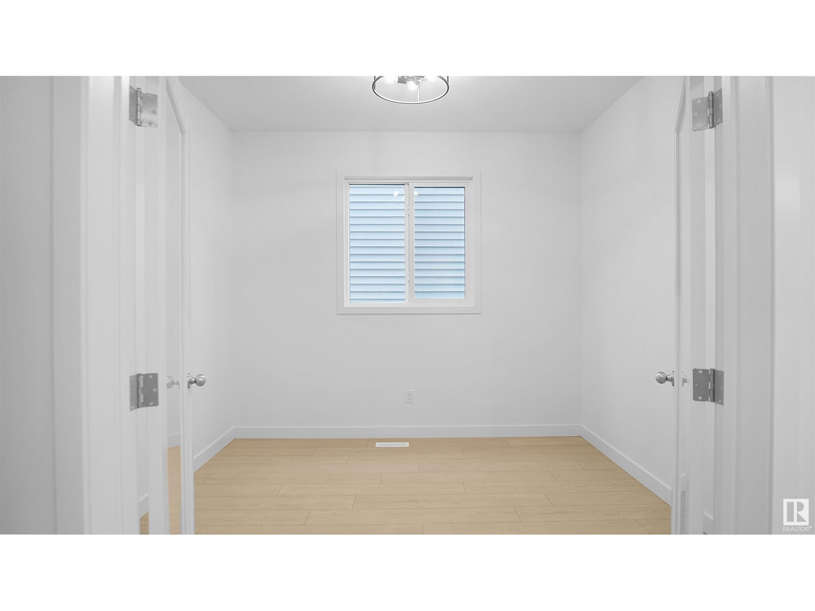 4715 Kinney Rd Sw, Edmonton, Alberta  T6W 2J2 - Photo 15 - E4446597