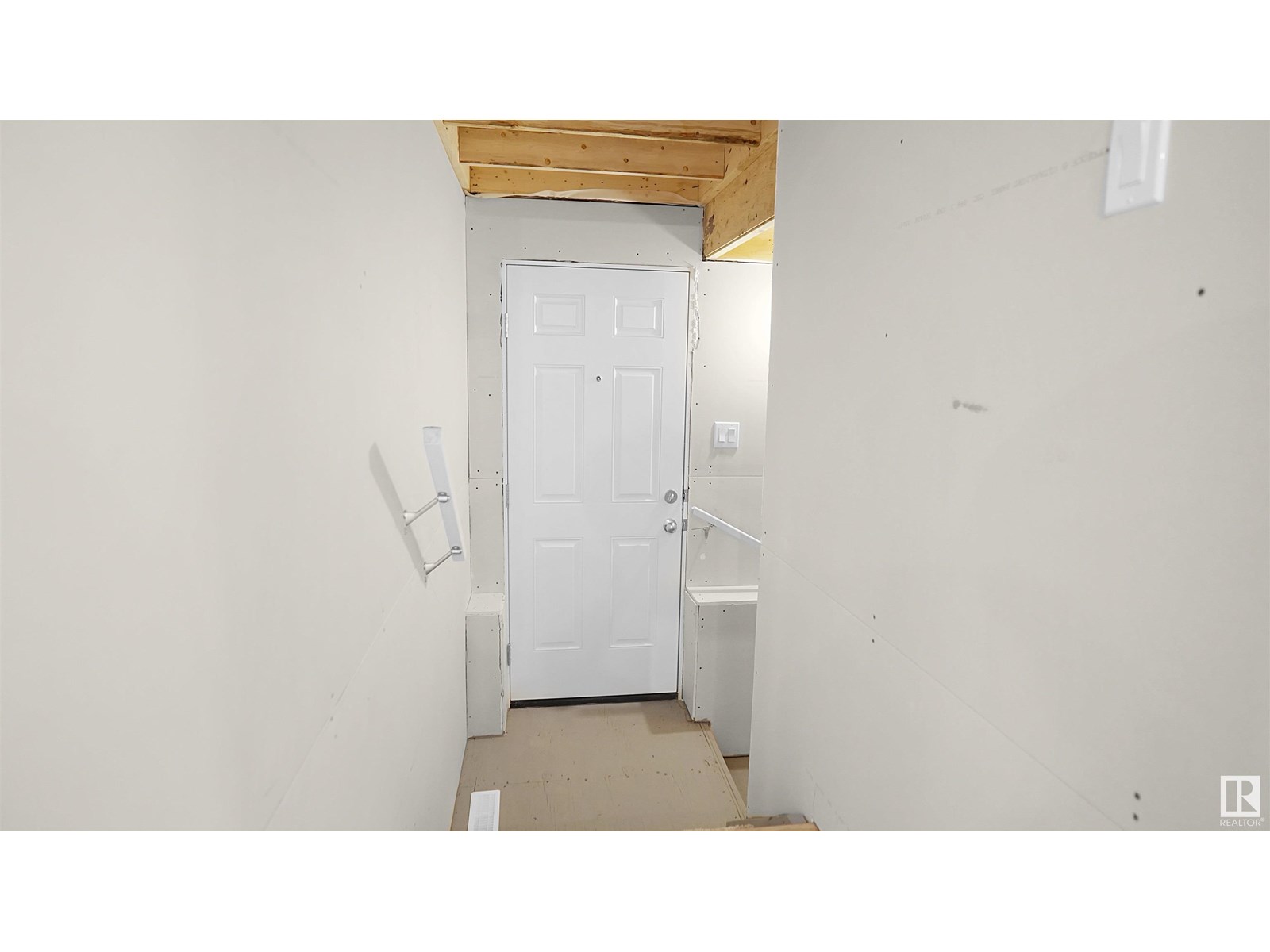 4715 Kinney Rd Sw, Edmonton, Alberta  T6W 2J2 - Photo 33 - E4446597