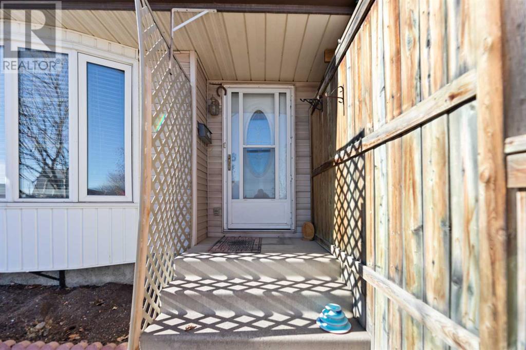 Property at 49A Fonda Green SE image 3