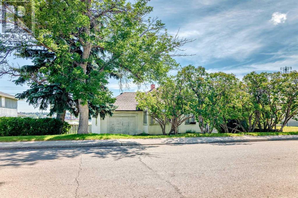 Property at 1512 Child Avenue NE image 2