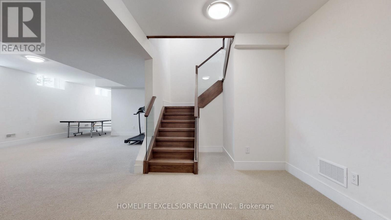24 Limerick Street, Richmond Hill, Ontario  L4E 3W9 - Photo 37 - N12269380