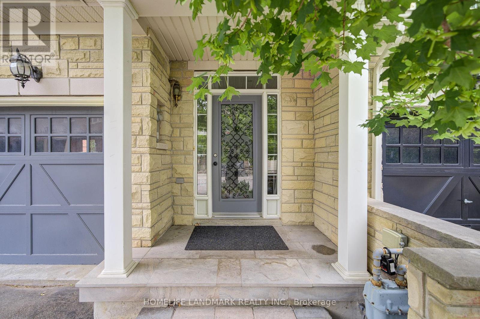 Property at 4 - 280 PARADELLE DRIVE image 2