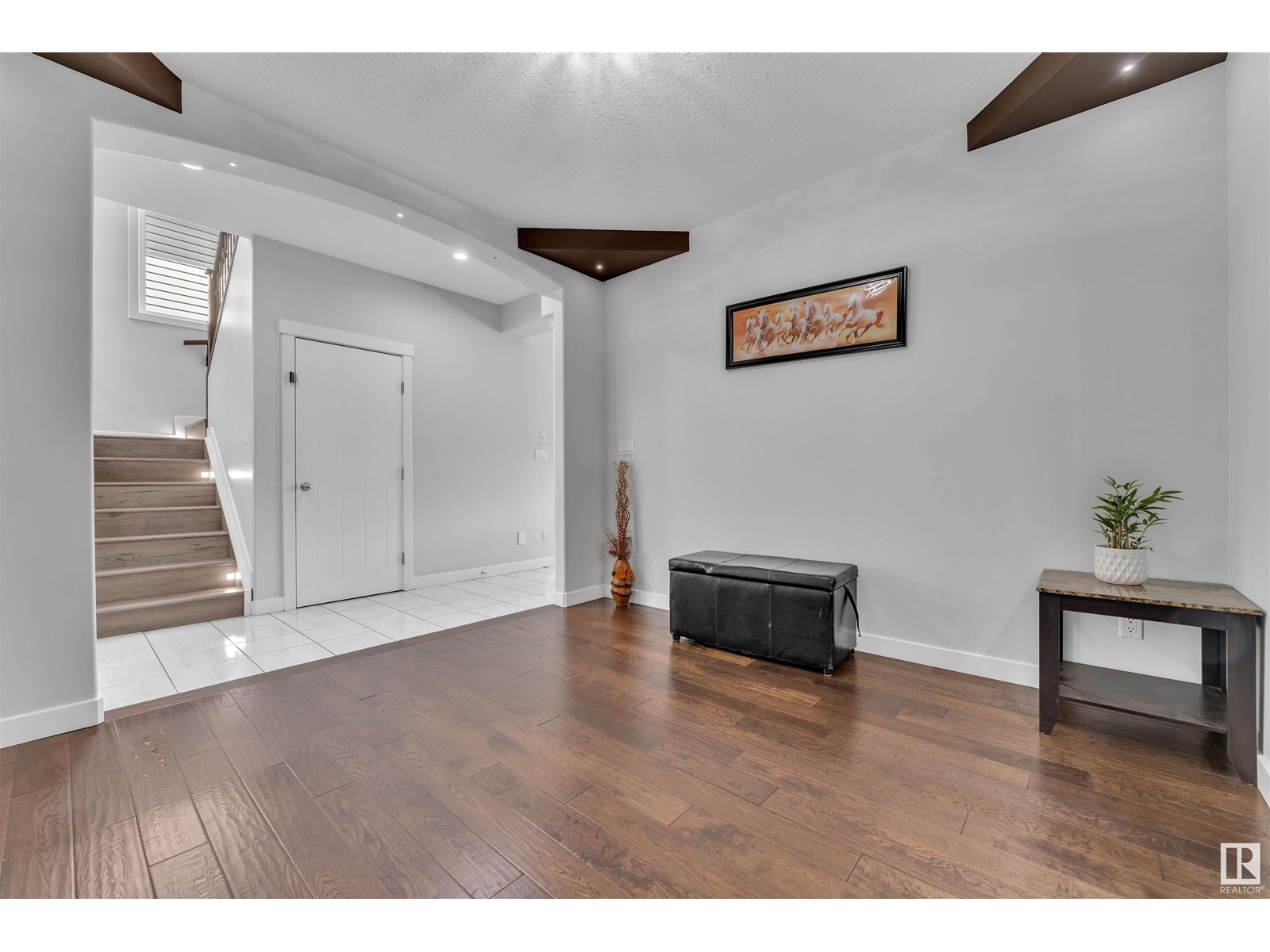 Property at 2217 56 ST SW image 1