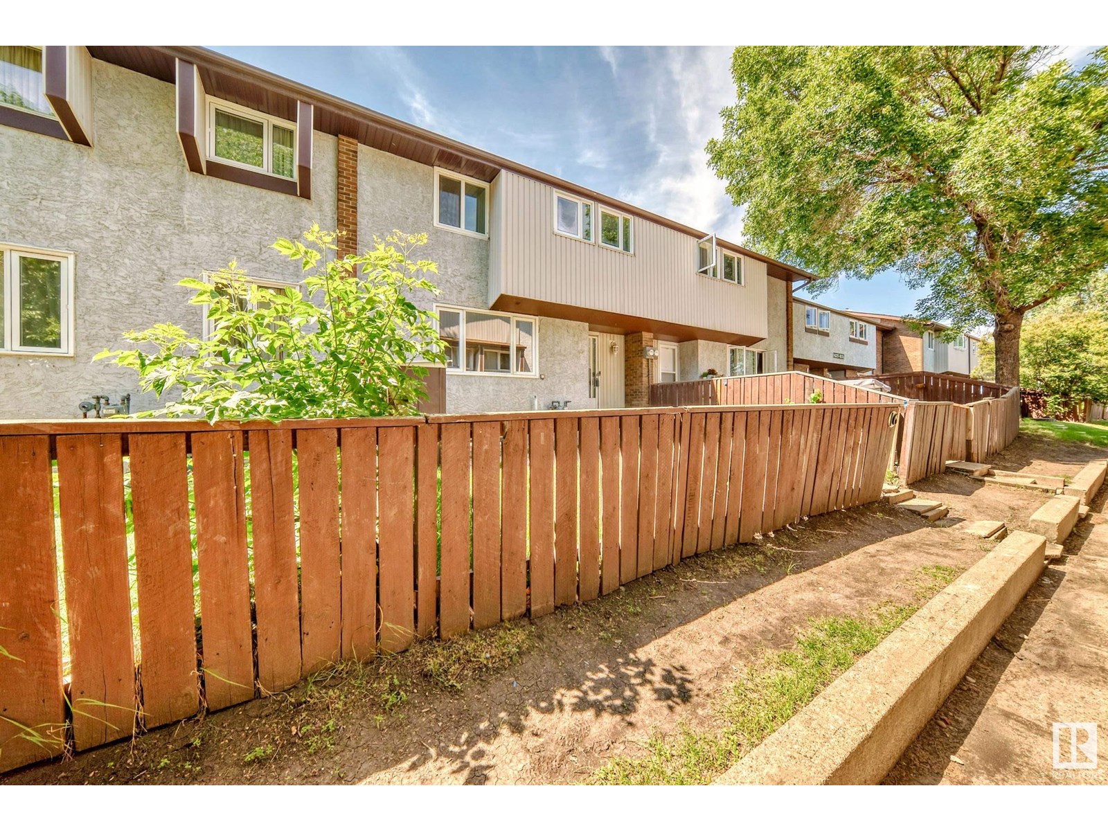 Property at #16 14225 82 ST NW image 2