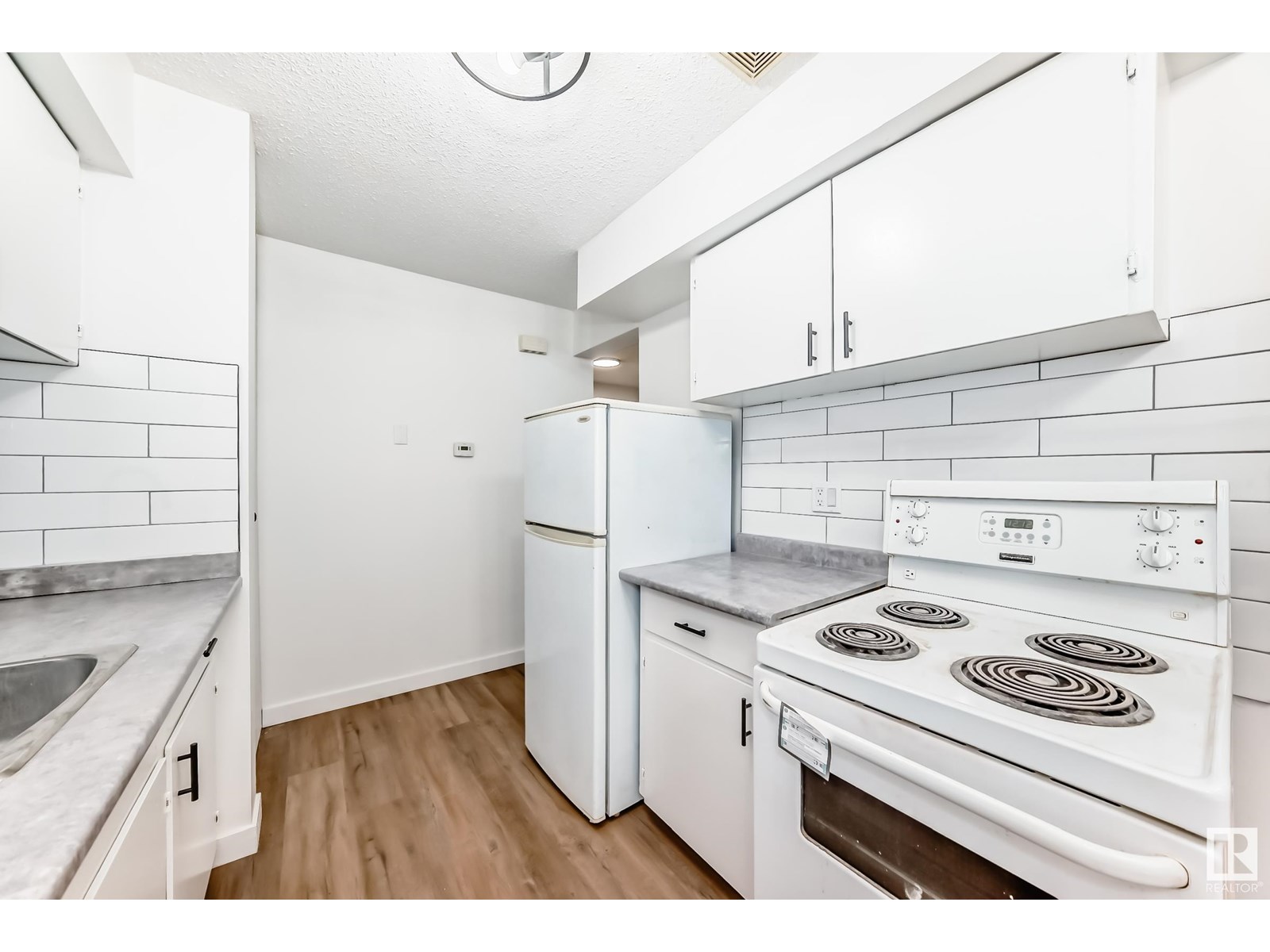 Property at #16 14225 82 ST NW image 3