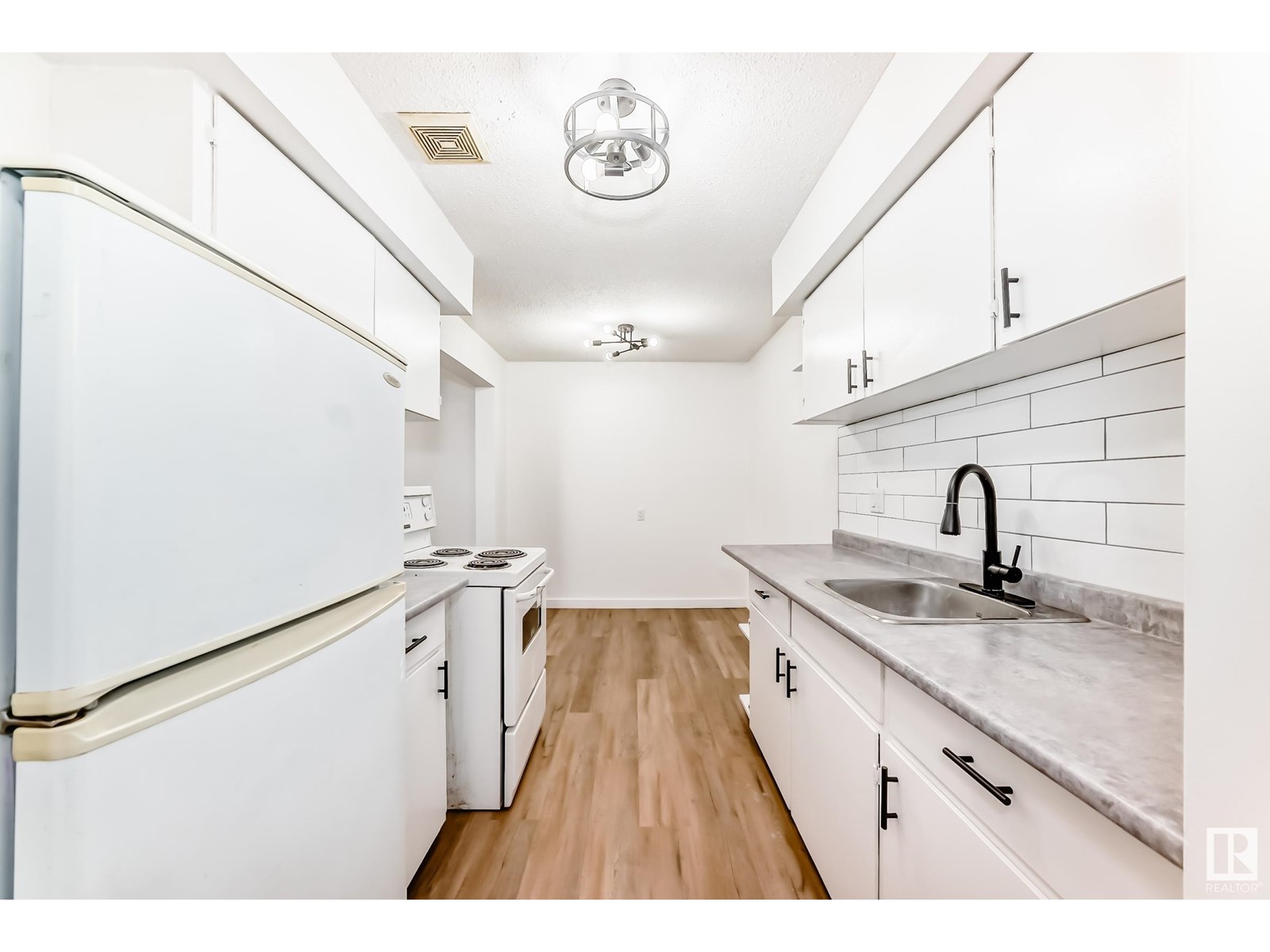 Property at #16 14225 82 ST NW image 5