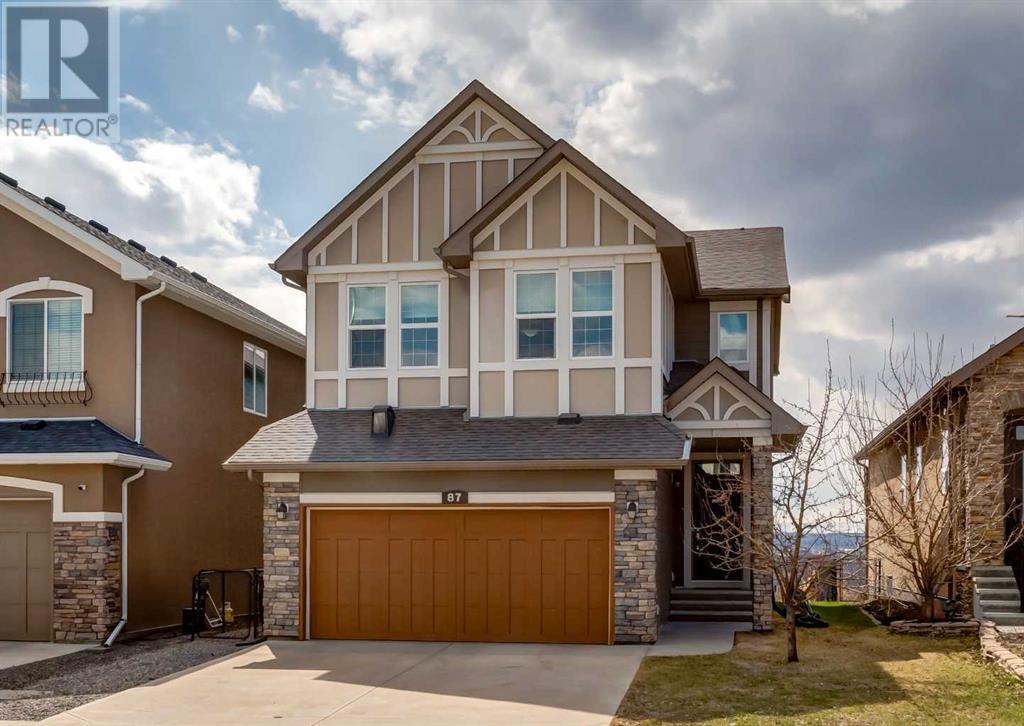 Property at 87 Cranarch Terrace SE image 1