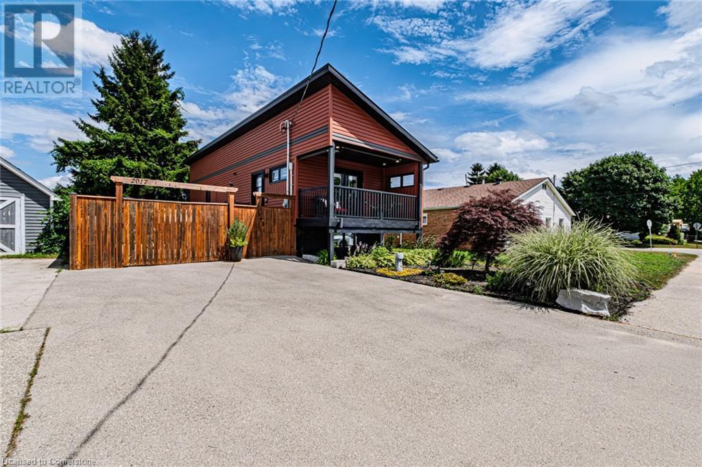 Property at 2017 ERIE STREET image 1