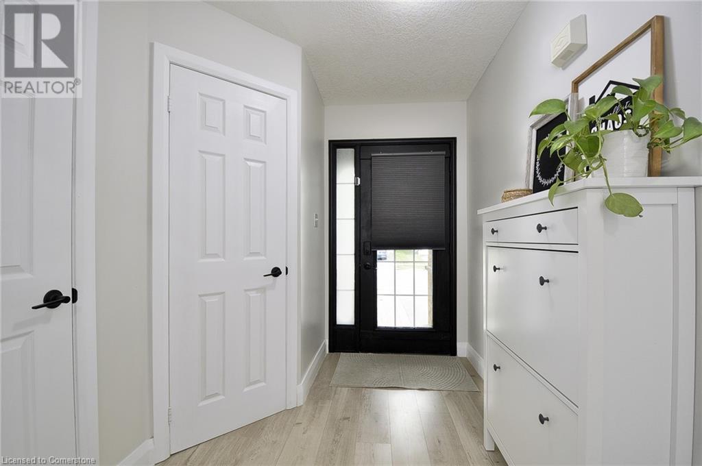 Property at 360 SAUVE Crescent image 4