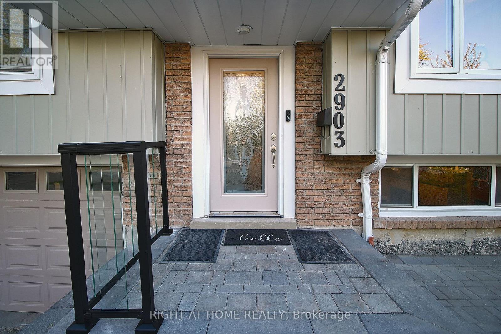 Property at 2903 QUETTA MEWS image 2