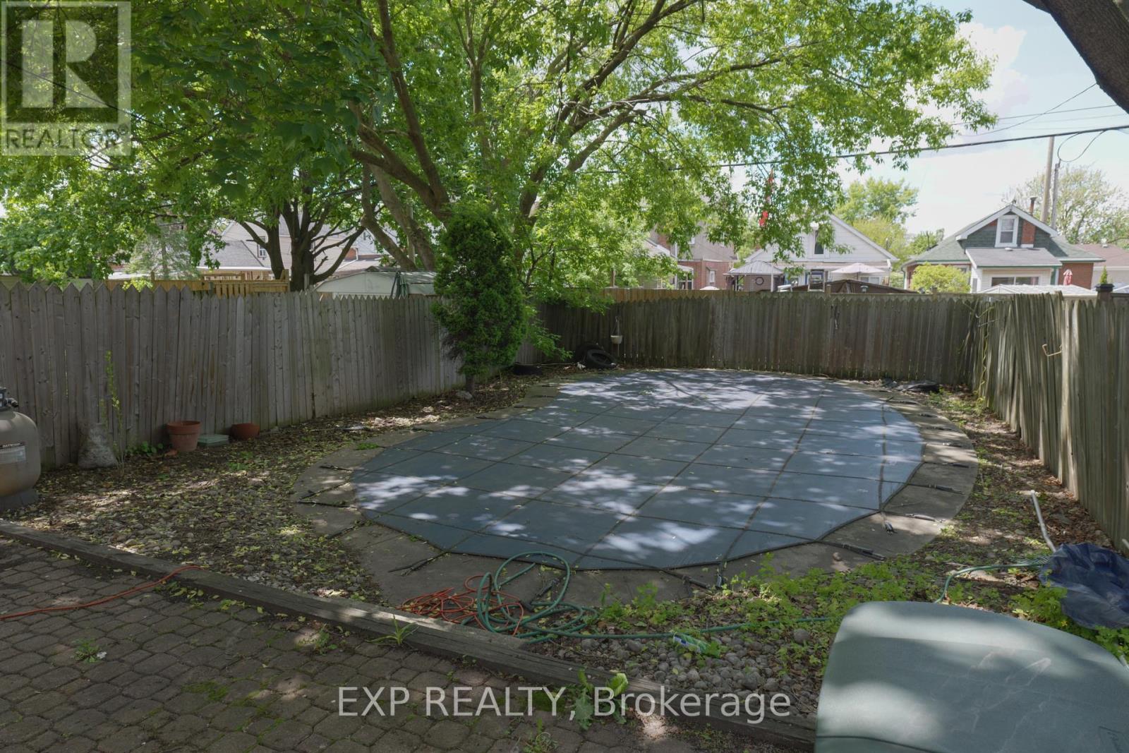 111 Park Row N, Hamilton (Crown Point), Ontario  L8H 4E5 - Photo 24 - X12272090