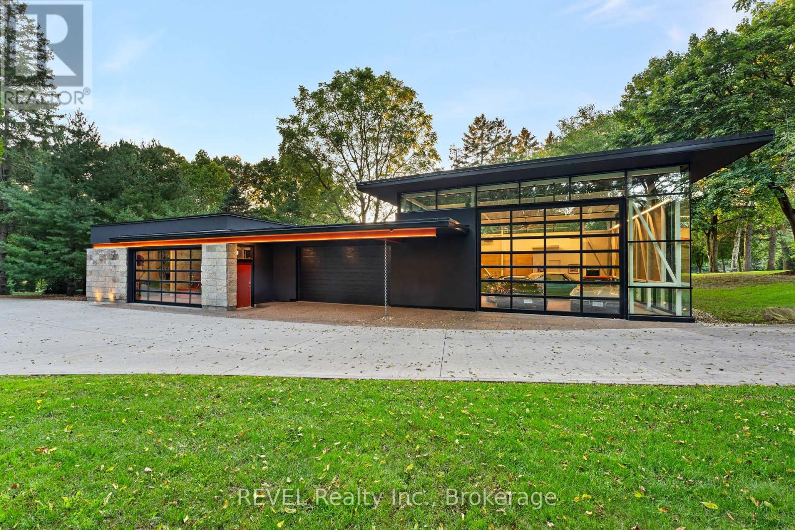 250 Canboro Road, Pelham, Ontario  L0S 1M0 - Photo 42 - X12272188