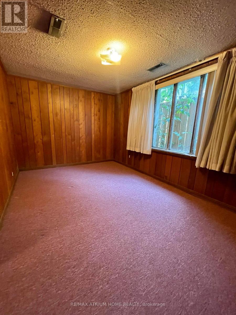 75 Stormont Avenue, Toronto (Bedford Park-Nortown), Ontario  M5N 2C3 - Photo 11 - C12272174