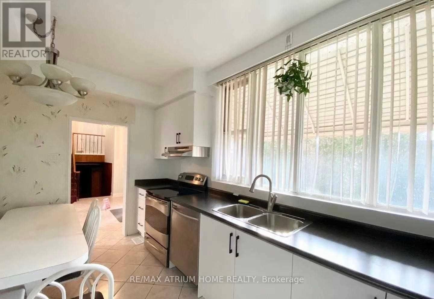 Property at 75 STORMONT AVENUE image 5