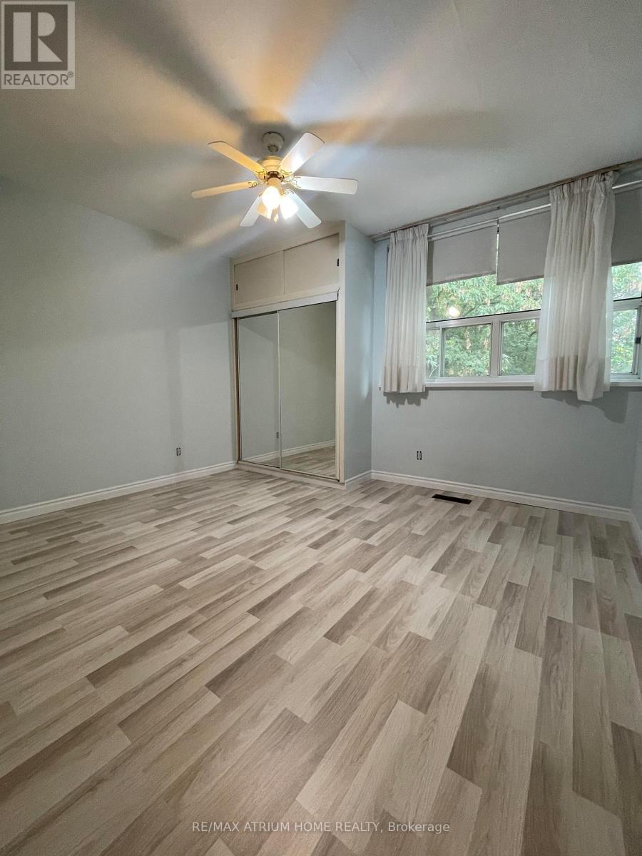 75 Stormont Avenue, Toronto (Bedford Park-Nortown), Ontario  M5N 2C3 - Photo 5 - C12272174