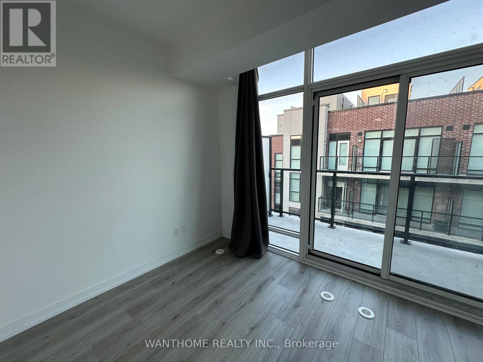Property at 15 - 861 SHEPPARD AVENUE W image 5
