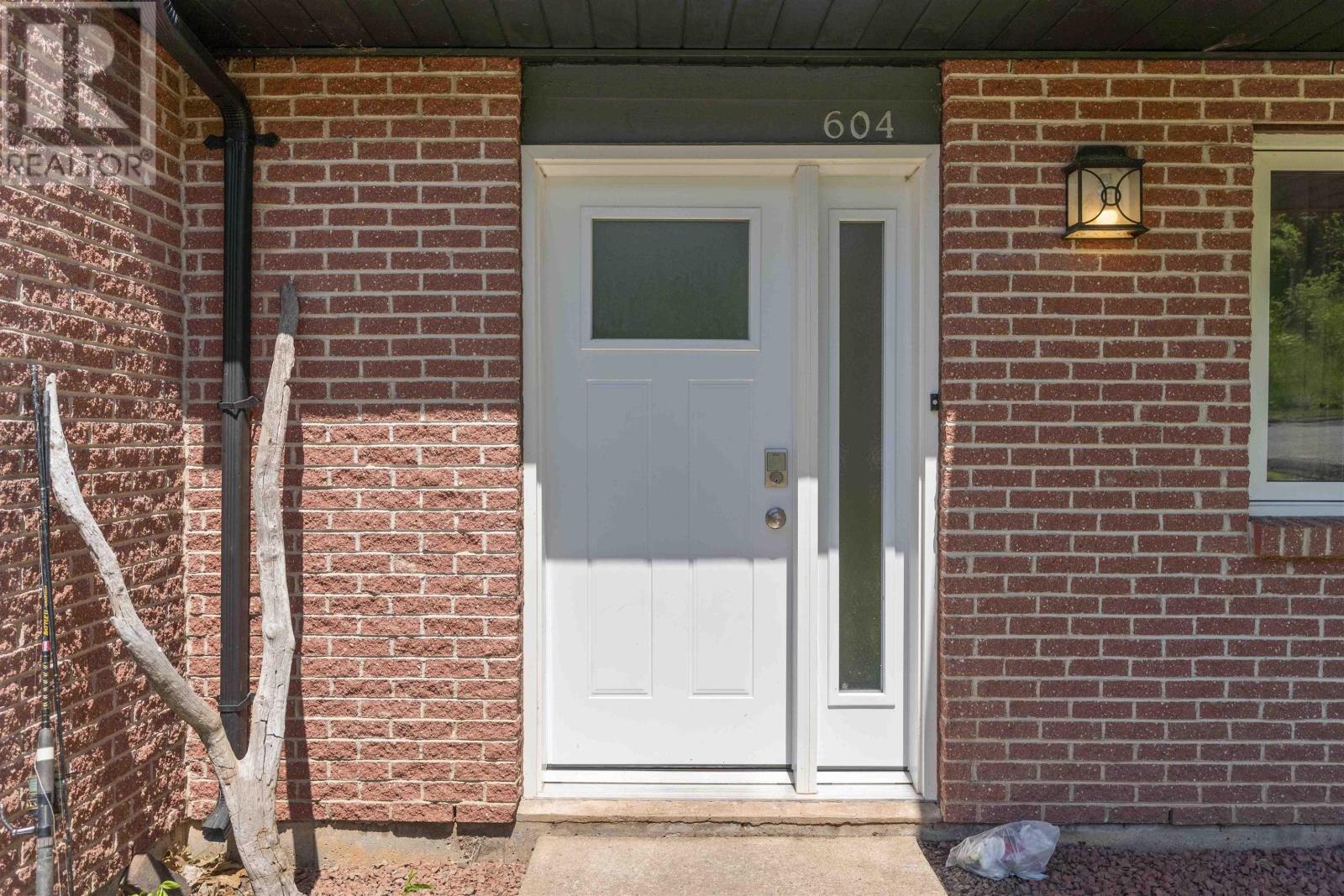 604 6 Blomidon Terrace, Wolfville, Nova Scotia  B4P 2G9 - Photo 5 - 202512656