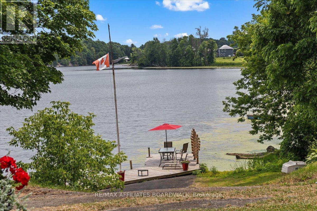 119 Oakel Street, Leeds And The Thousand Islands, Ontario  K0E 0A6 - Photo 31 - X12272190