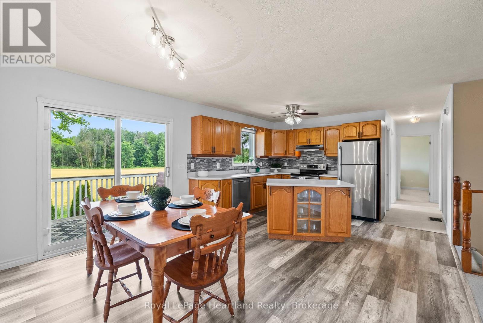 9462 Ayton Road, Minto, Ontario  N0G 1Z0 - Photo 16 - X12272286