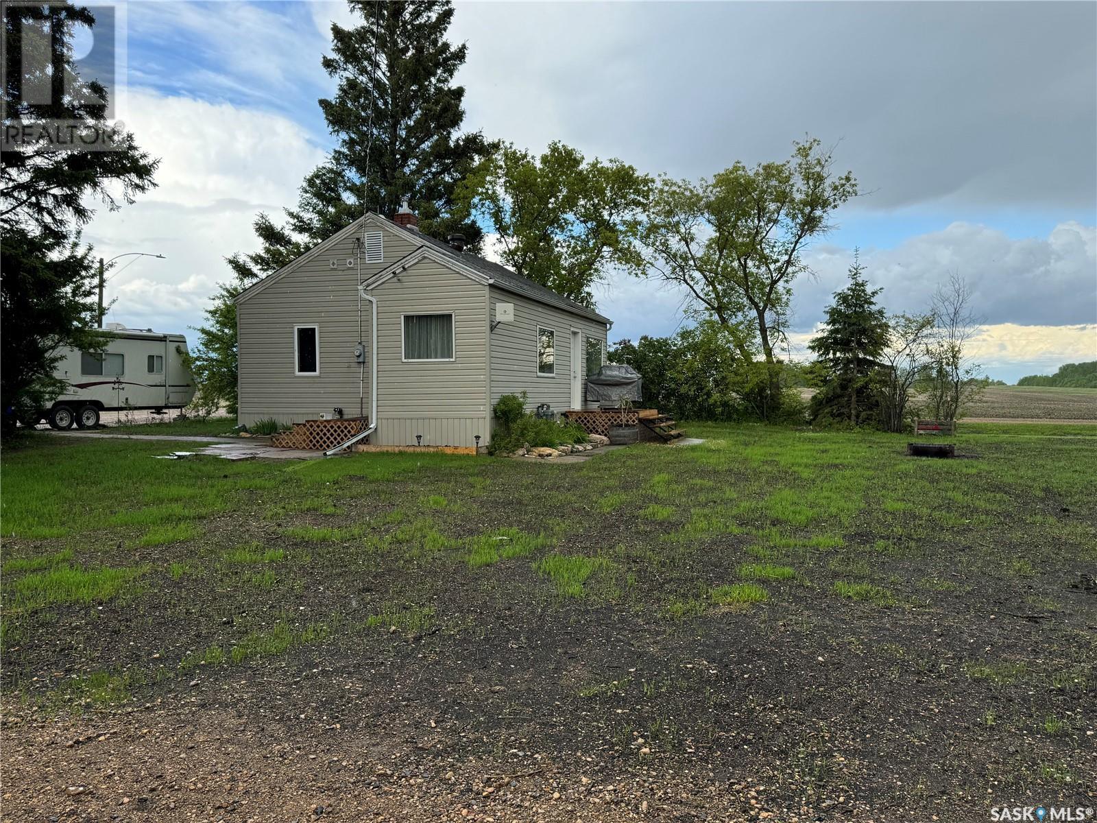 12 3rd Street, Hyas, Saskatchewan  S0A 1K0 - Photo 24 - SK009653