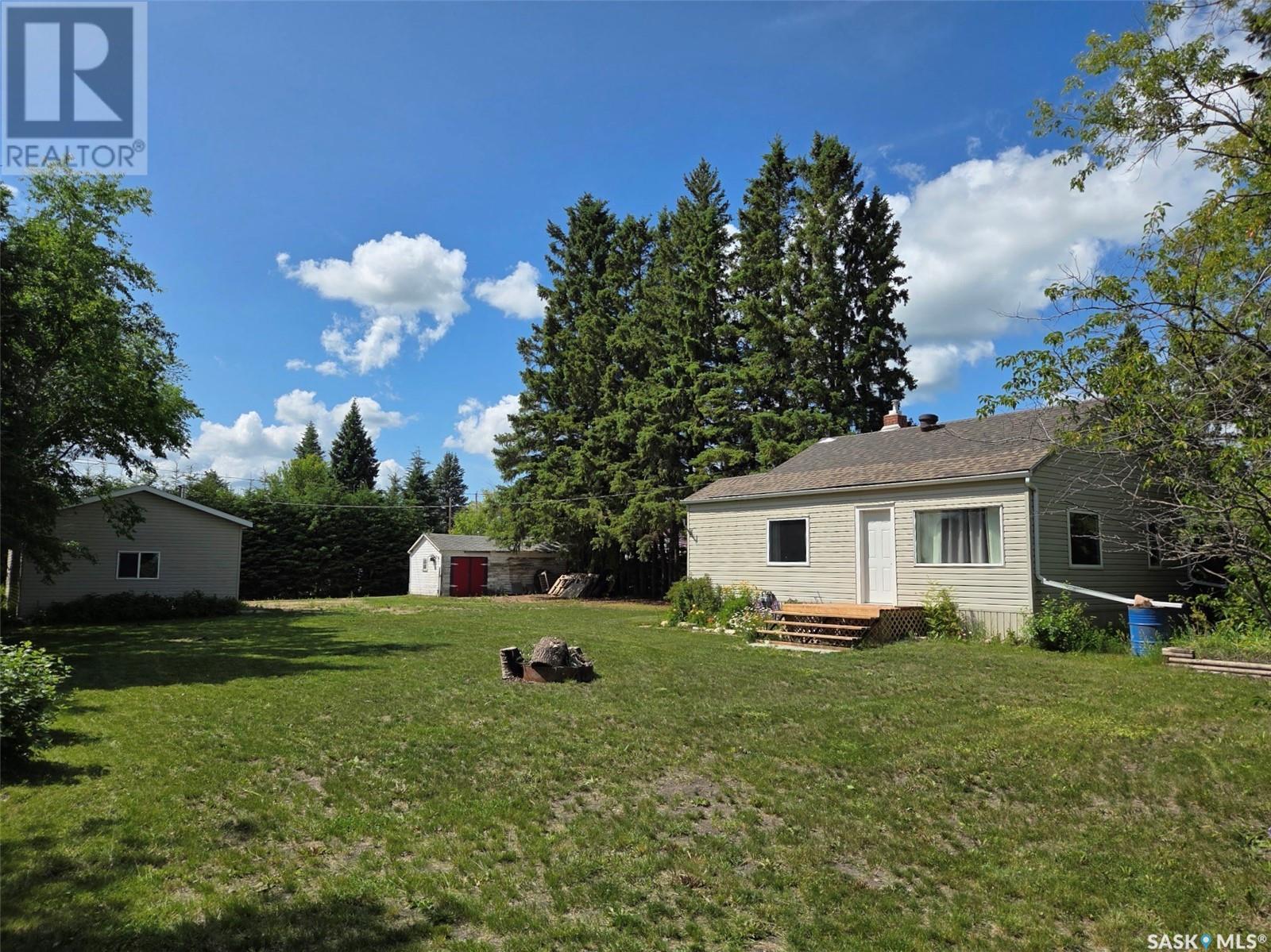12 3rd Street, Hyas, Saskatchewan  S0A 1K0 - Photo 38 - SK009653