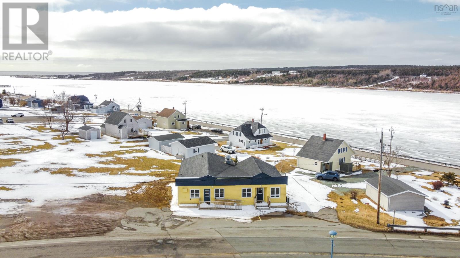 14925 Cabot Trail Road, Chéticamp, Nova Scotia