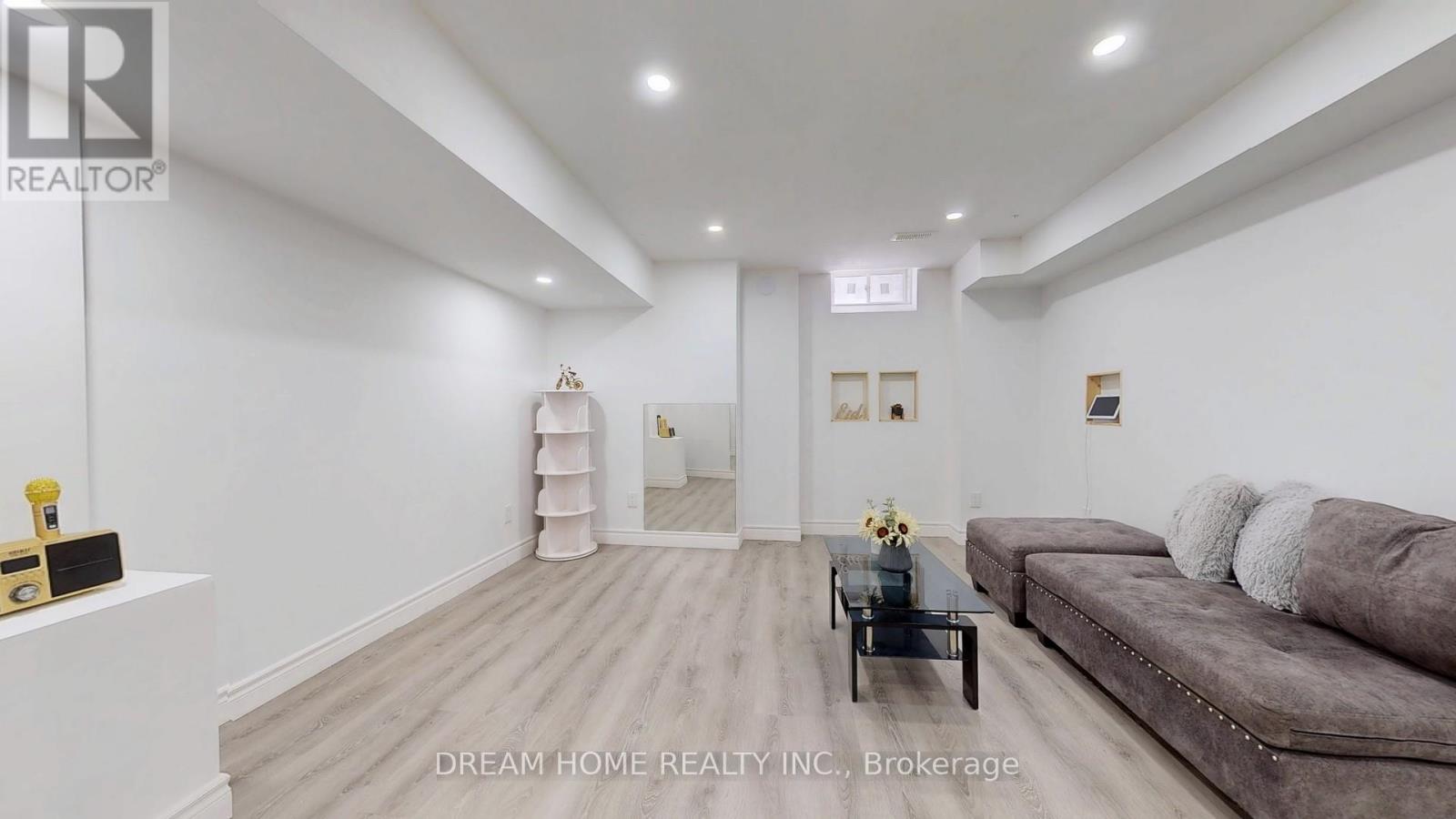 134 Frederick Wilson Avenue, Markham, Ontario  L6B 0R1 - Photo 35 - N12260840