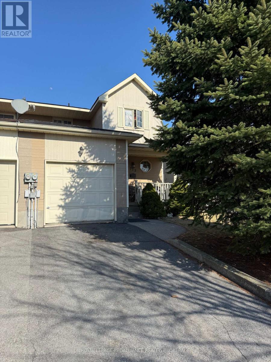 772 Littlestone Crescent, Kingston, Ontario  K7M 8L8 - Photo 2 - X12272346