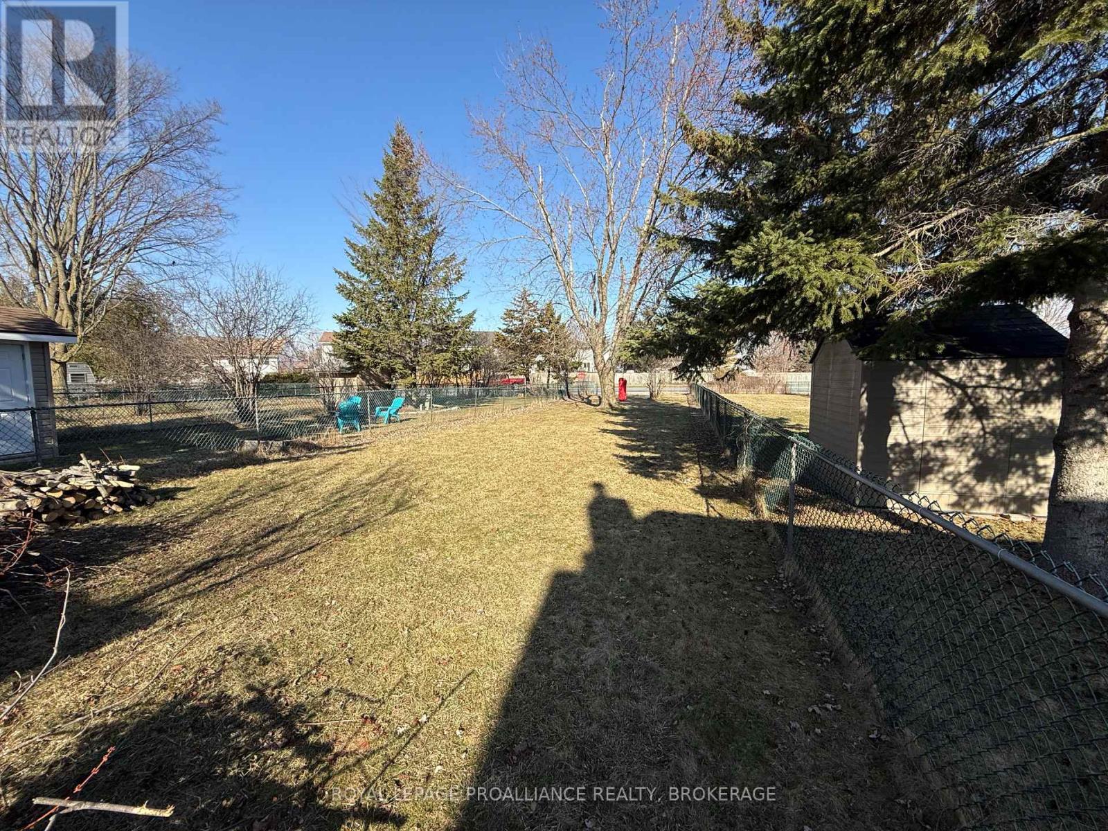 772 Littlestone Crescent, Kingston, Ontario  K7M 8L8 - Photo 4 - X12272346
