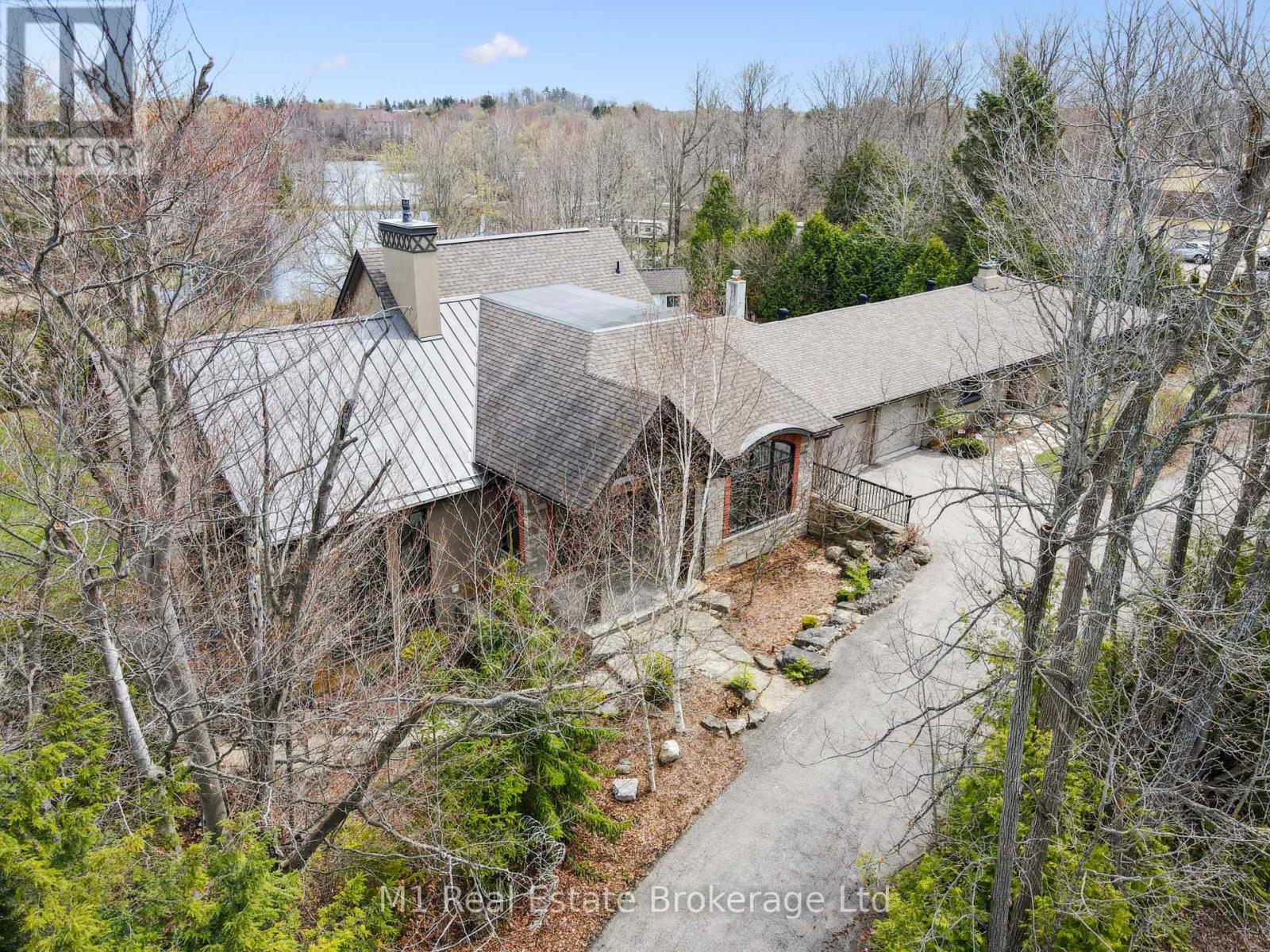 13569 Dublin Line, Halton Hills, Ontario  L7J 2L7 - Photo 3 - W12272342