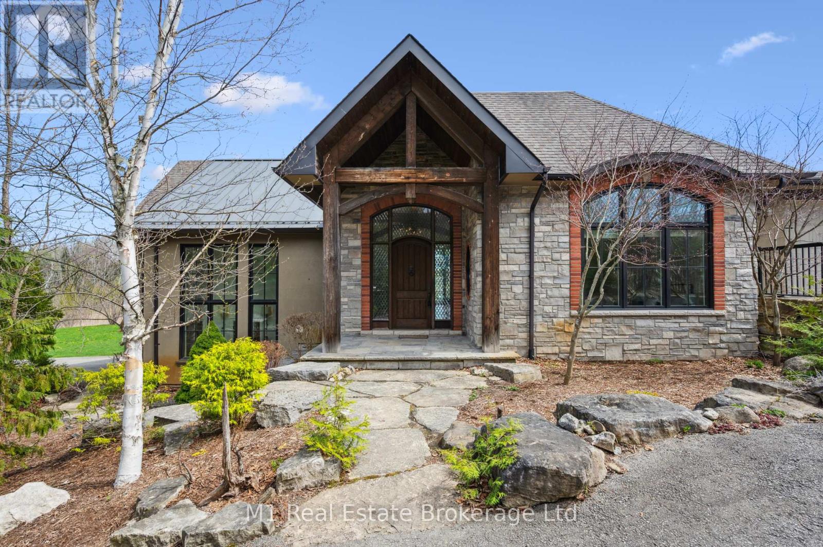 13569 Dublin Line, Halton Hills, Ontario  L7J 2L7 - Photo 6 - W12272342