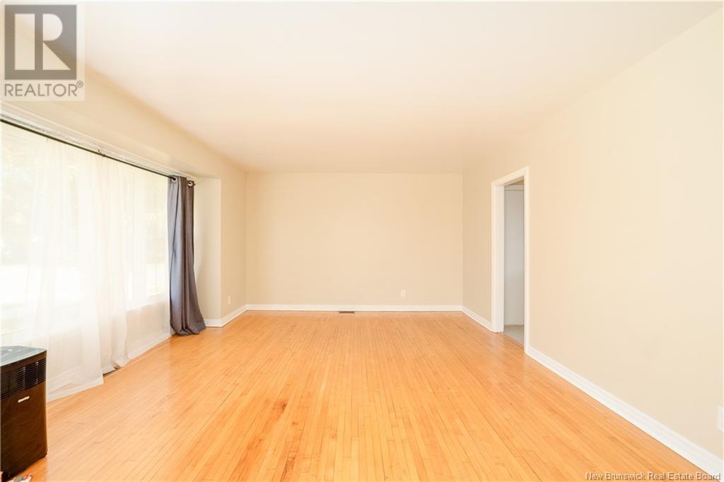 Property at 2 Beaton Avenue image 4