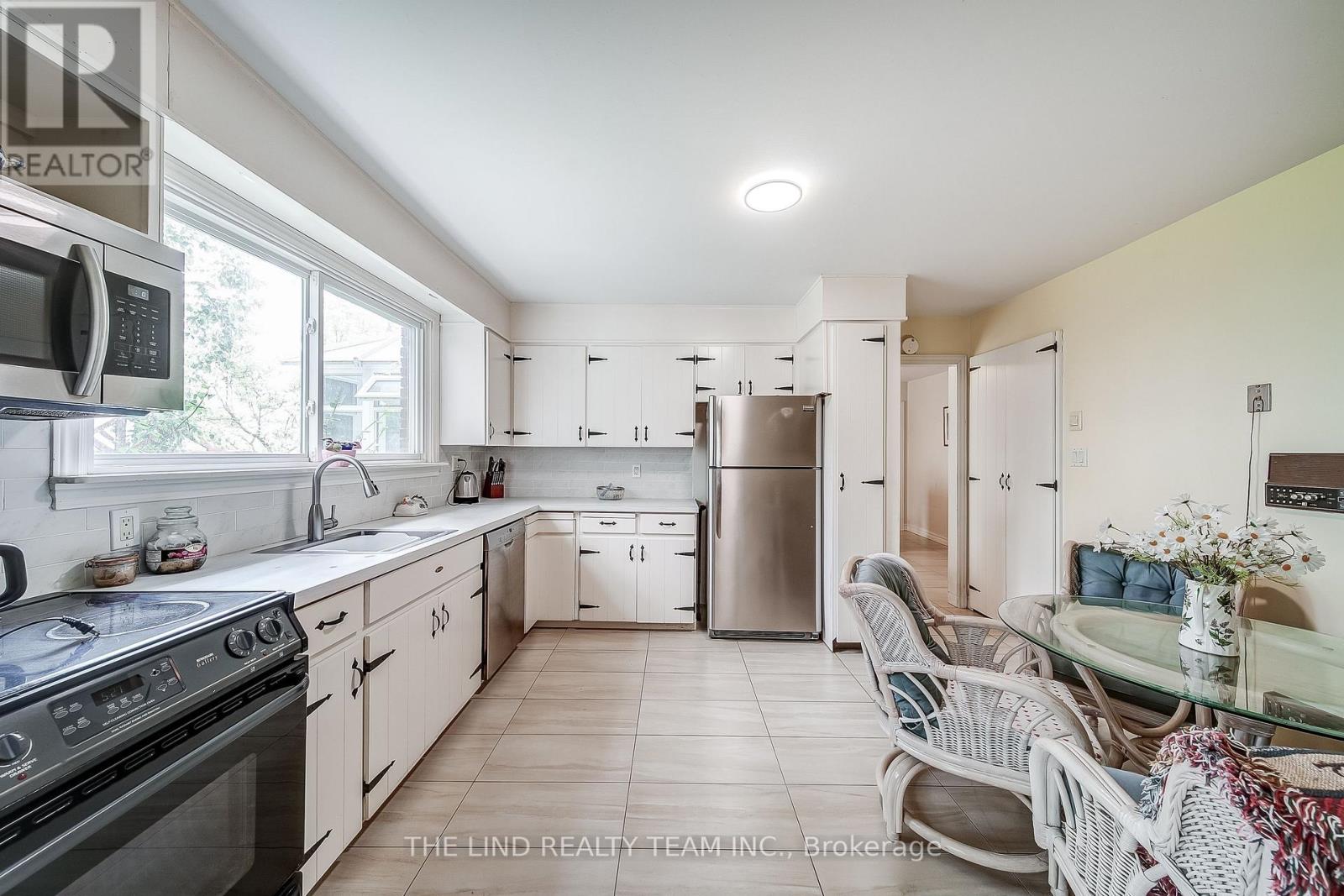 15809 Dufferin Street, King, Ontario  L7B 1K5 - Photo 12 - N12269881