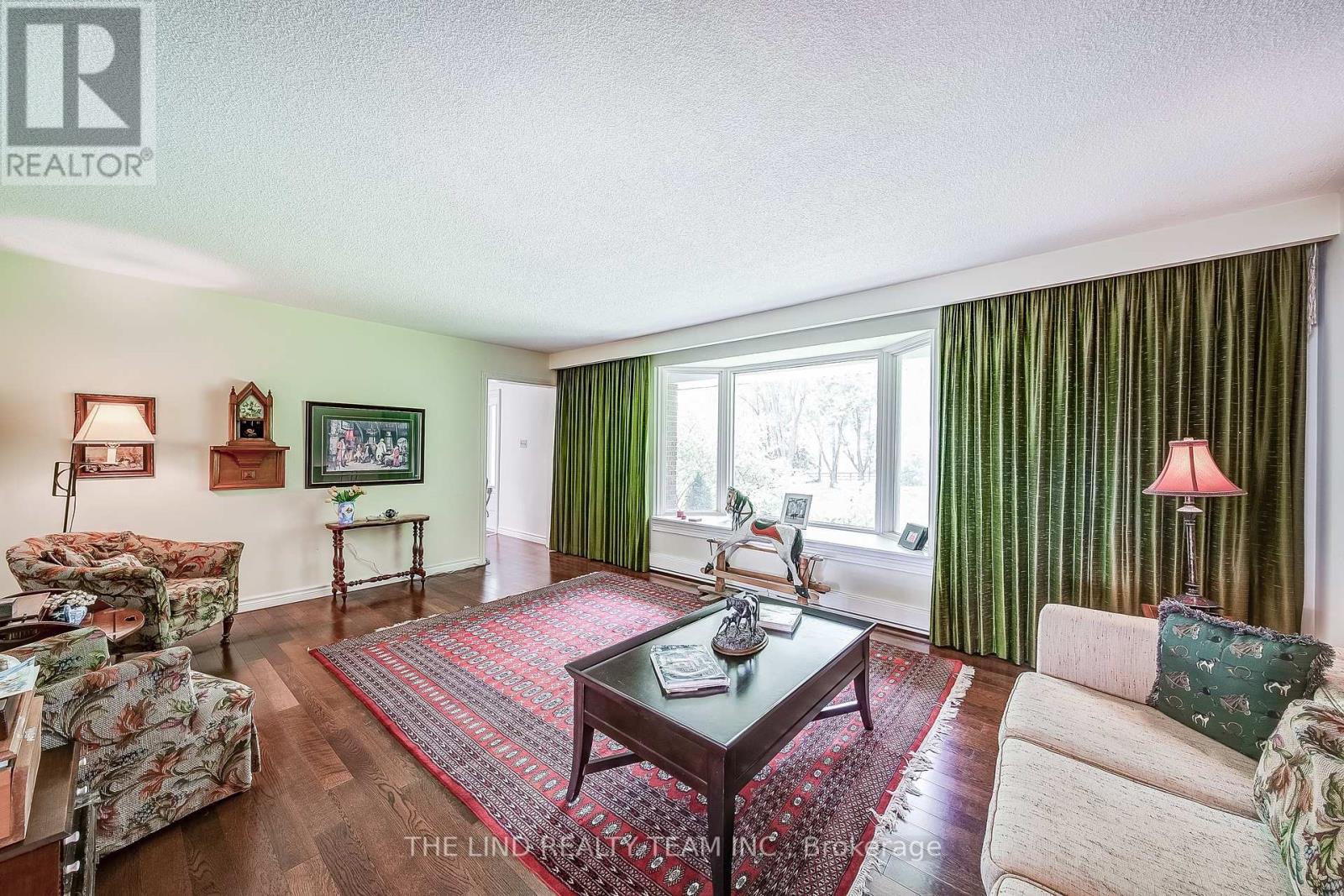 15809 Dufferin Street, King, Ontario  L7B 1K5 - Photo 7 - N12269881