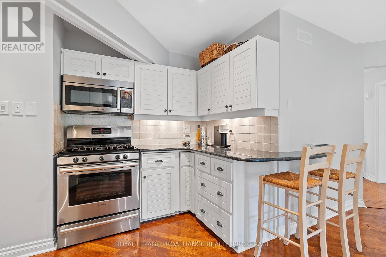 5 Wilmot Street, Kingston, Ontario  K7L 4V1 - Photo 14 - X12272441