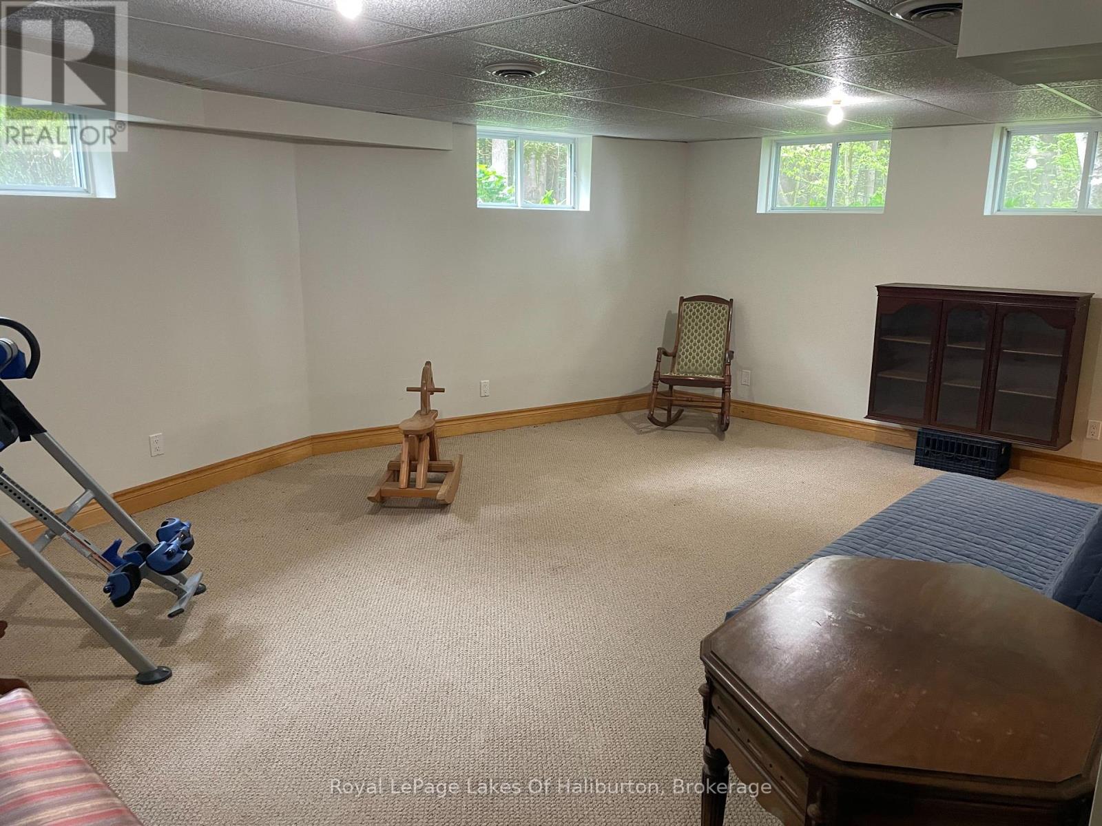 1111 Elk Drive, Dysart Et Al, Ontario  K0M 1S0 - Photo 33 - X12272466