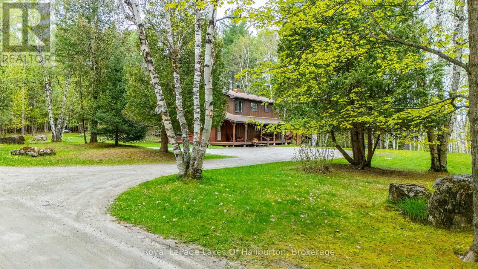 1111 Elk Drive, Dysart Et Al, Ontario  K0M 1S0 - Photo 5 - X12272466