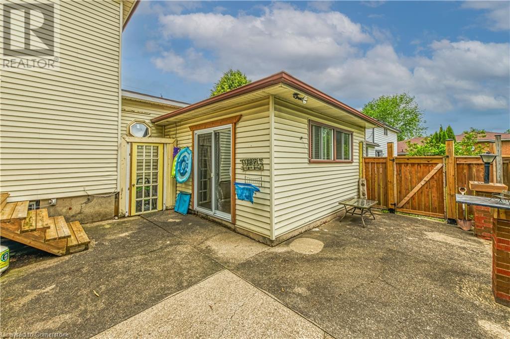 2348 Clifton Street, Thorold, Ontario  L0S 1A0 - Photo 45 - 40746068