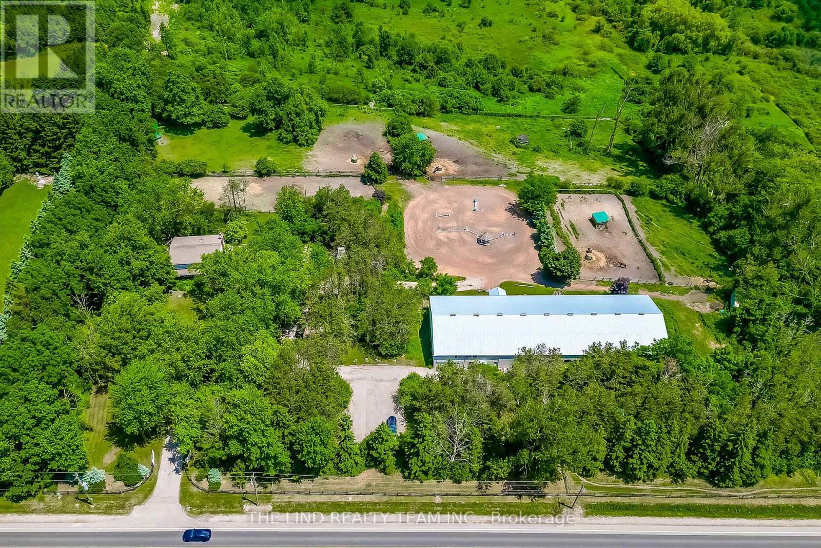 Property at 15809 DUFFERIN STREET image 1