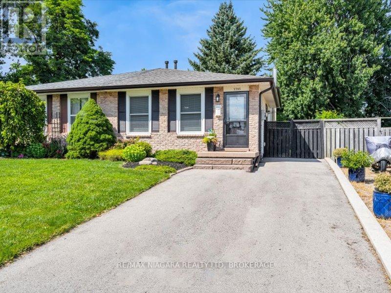 Property at 2393 GREENBANK TRAIL S image 2
