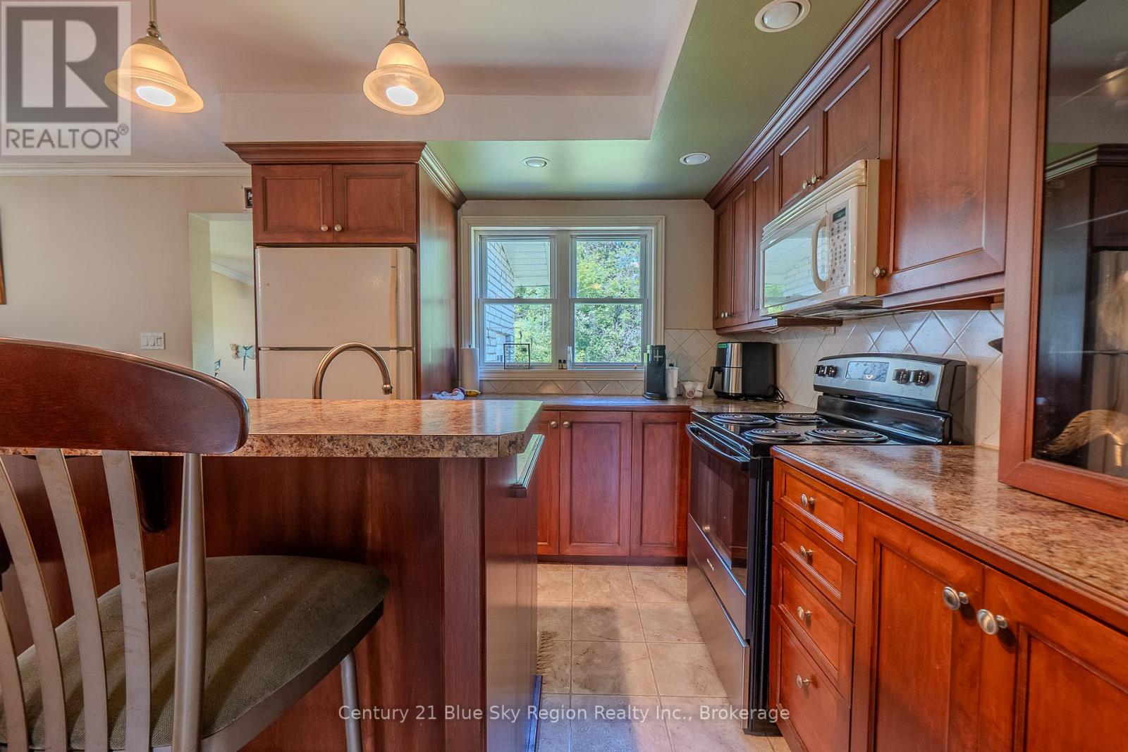 9 Dupras Street, West Nipissing, Ontario  P0H 2C0 - Photo 6 - X12272481