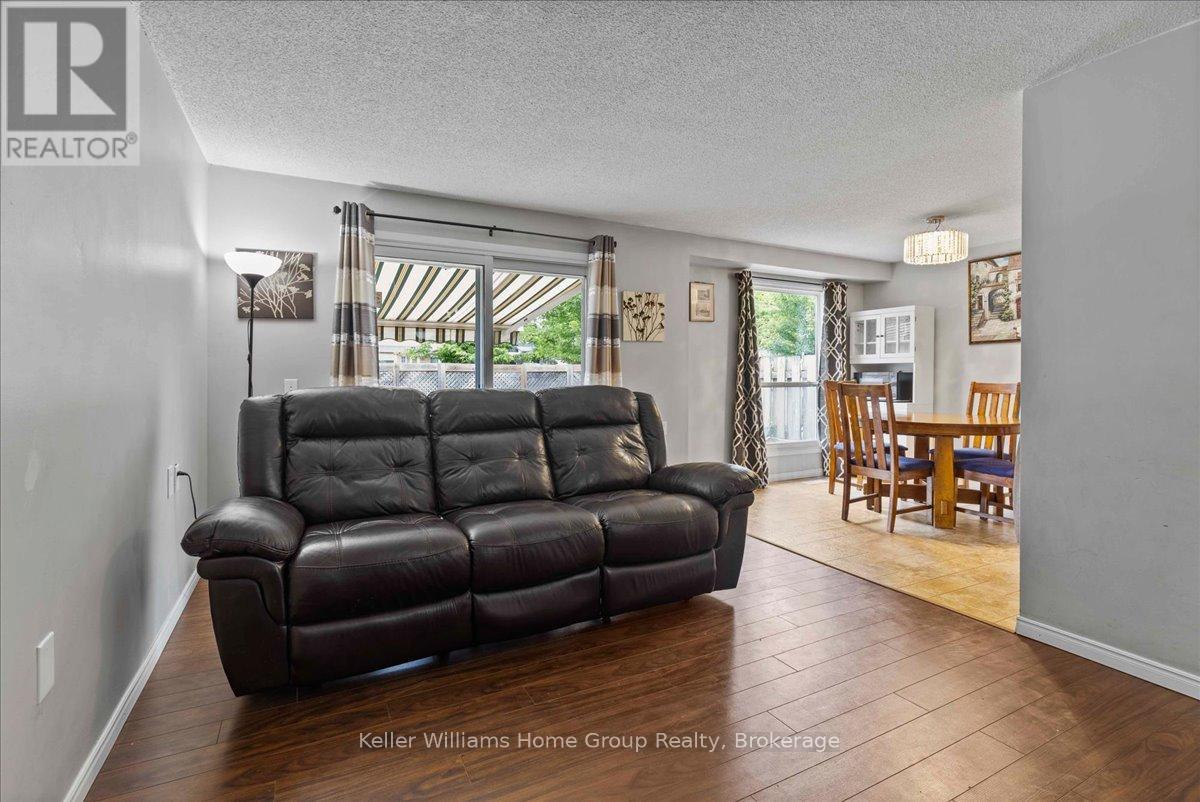 10 - 40 Silvercreek Parkway N, Guelph, Ontario  N1H 7X5 - Photo 11 - X12272652