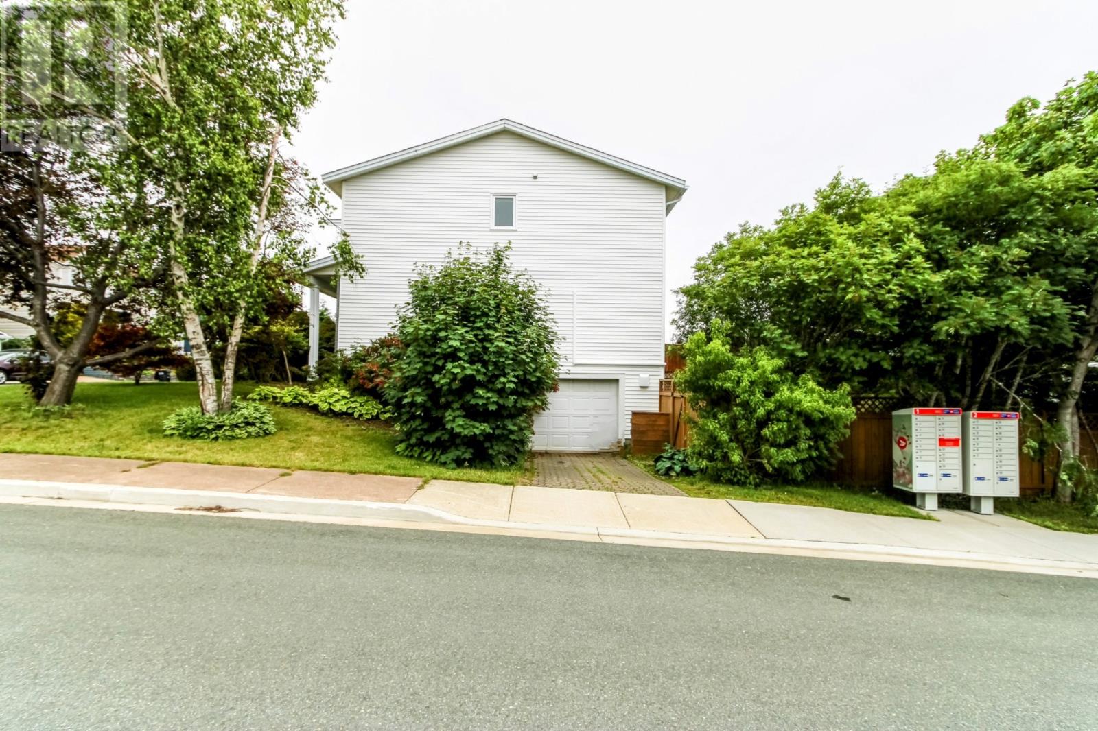 Property at 37 Wedgeport Road image 3