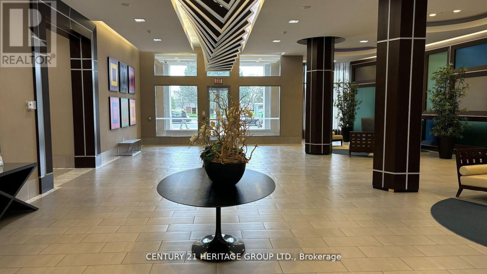 2105 - 5793 Yonge Street, Toronto (Newtonbrook East), Ontario  M2M 0A9 - Photo 4 - C12272472