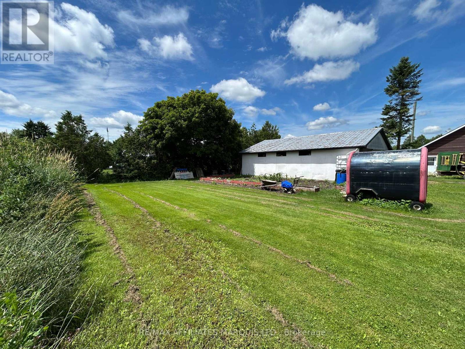 20977 Lochiel Road, North Glengarry, Ontario  K0C 1A0 - Photo 24 - X12052613
